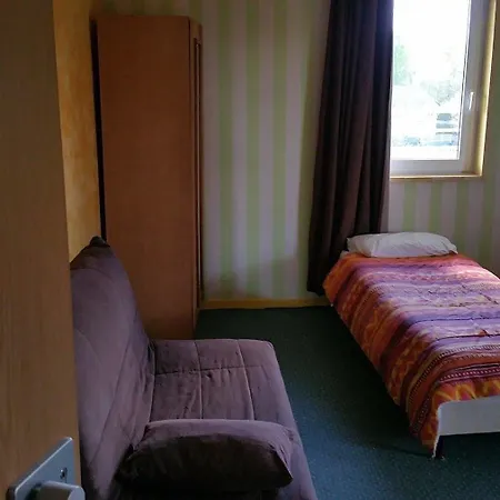 Median Geneve Aeroport Hotel 2*